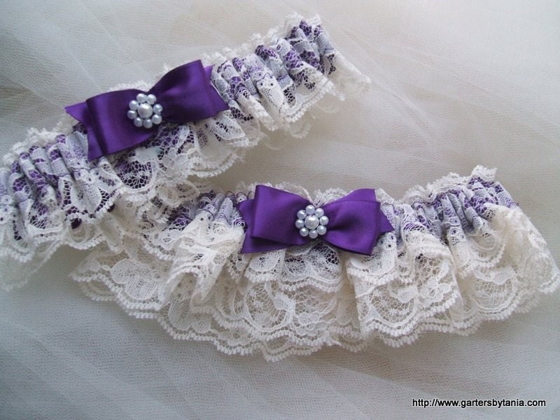 Wedding garter set Ivory and purple Rachel lace