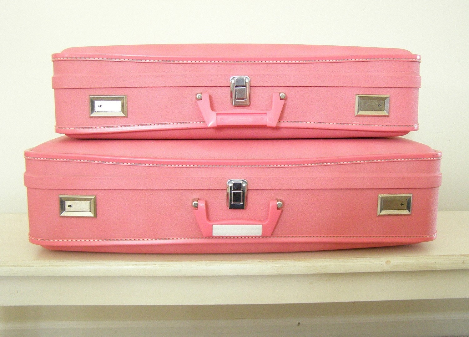 Vintage Pink Wheary Luggage