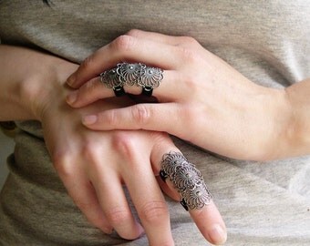Saxon Armor Rings Gothic Flourish Filigree Ring 2 Piece Set