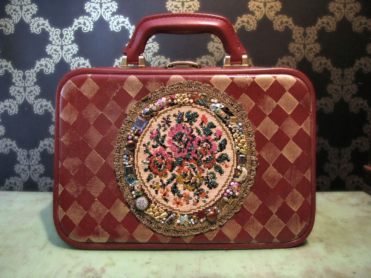 Vintage Beauty Case Baroque Tapestry Travel Bag by yasminbochi