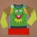 Size 4 yrs up to 5,5 yrs.boys upcycled t-shirt Kermit