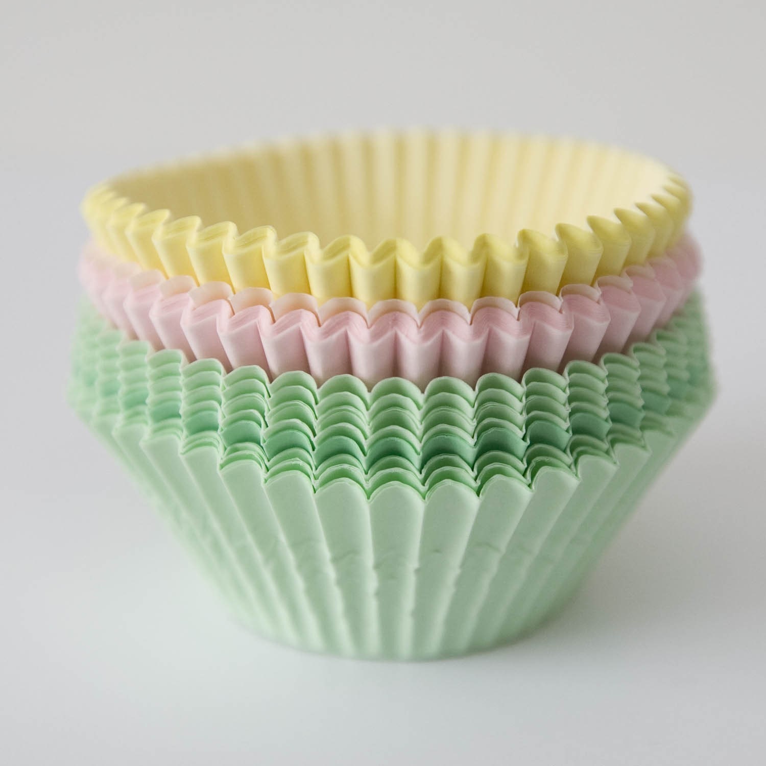 100 Count Pastel Cupcake Liners