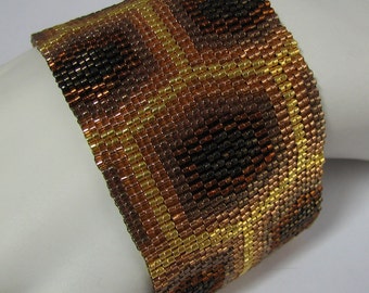 Golden Honeycomb Peyote Cuff Bracelet (2486) - A Sand Fibers Creation