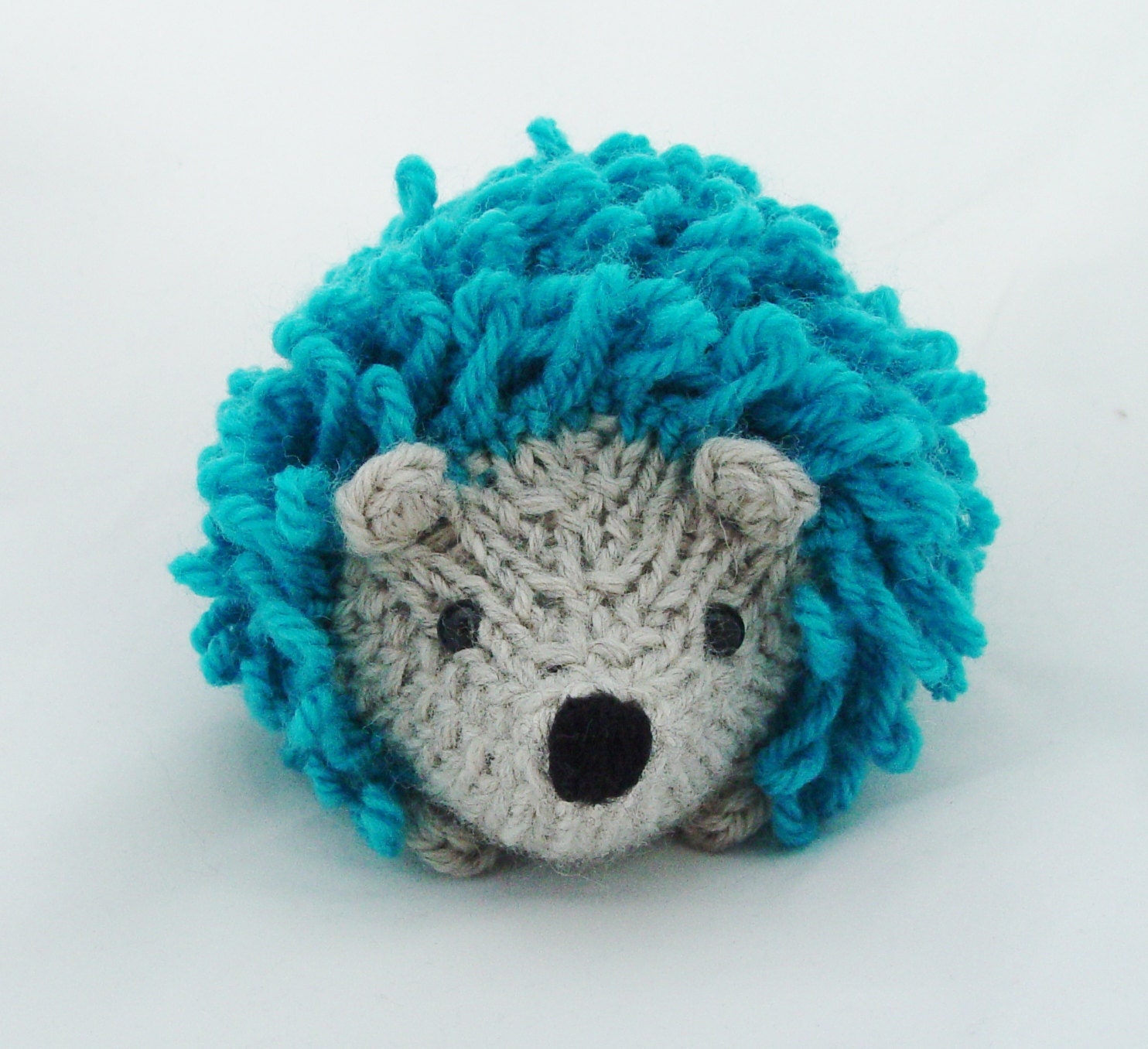 Little knitted hedgehog by Yarnigans on Etsy