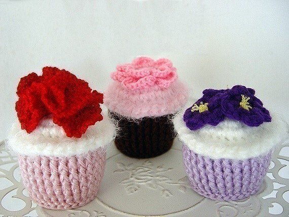 Flower Power Cupcakes PDF Pattern