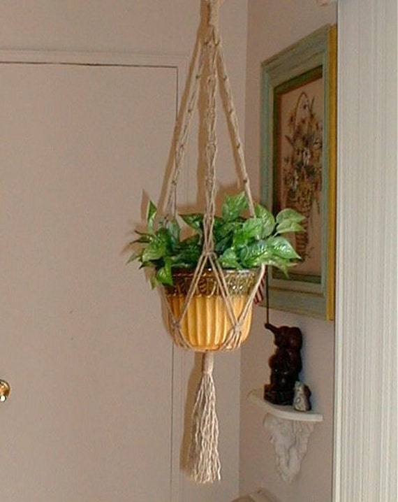 Macrame Plant Hanger SIMPLE SIMON Short 6 Ply Jute by