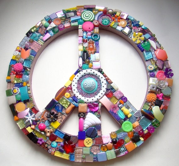 Funky Found Object Mosaic Peace Sign ReTRo Wall Art GOODIES