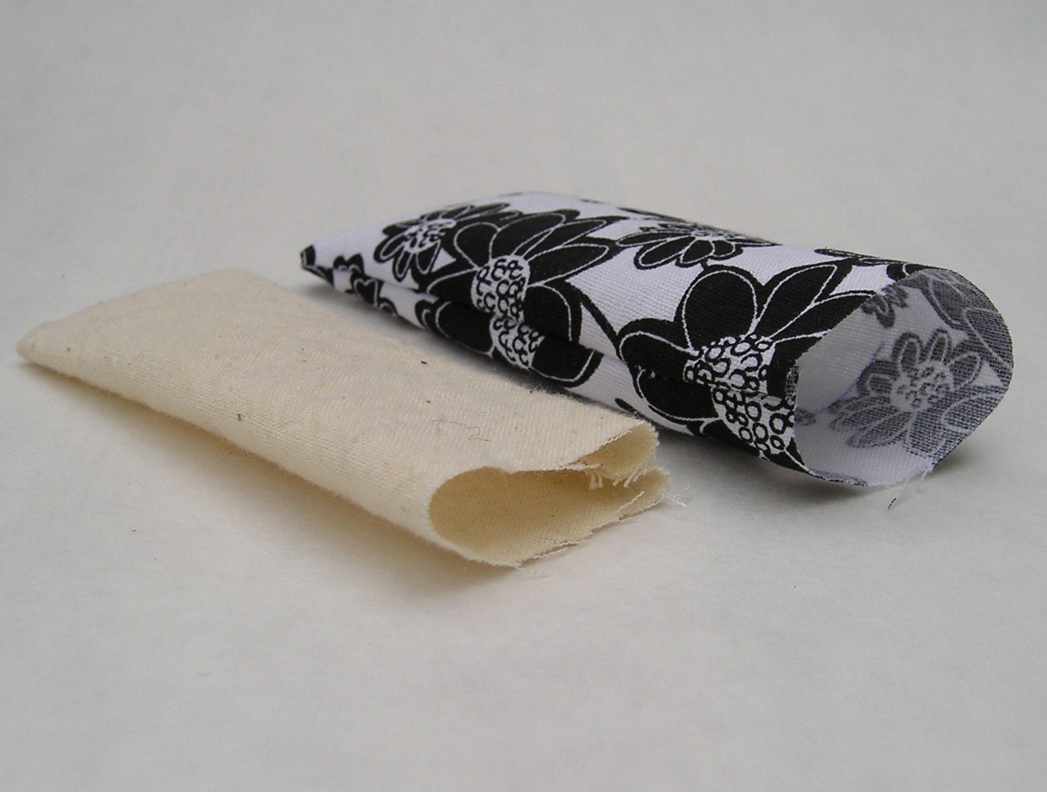 Sewuseful Contest Entry Item Emery Pincushion