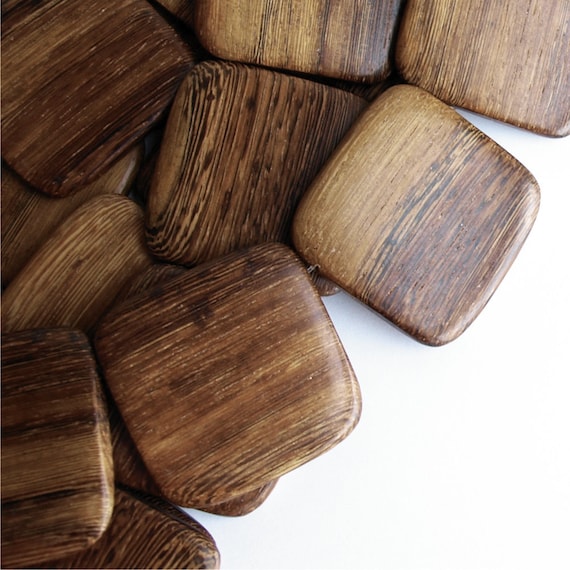 WDSQ35RB Wood Bead Flat Square 35mm Robles 16 Inch