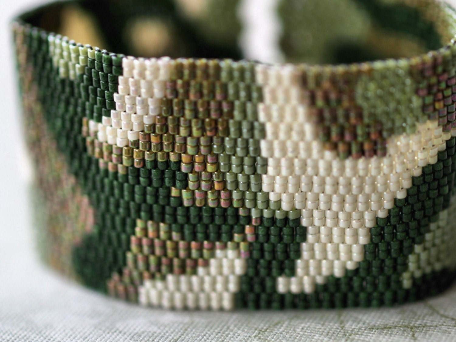 Camo Cuff Peyote Bracelet . Beadwoven Cuff . Olive Green