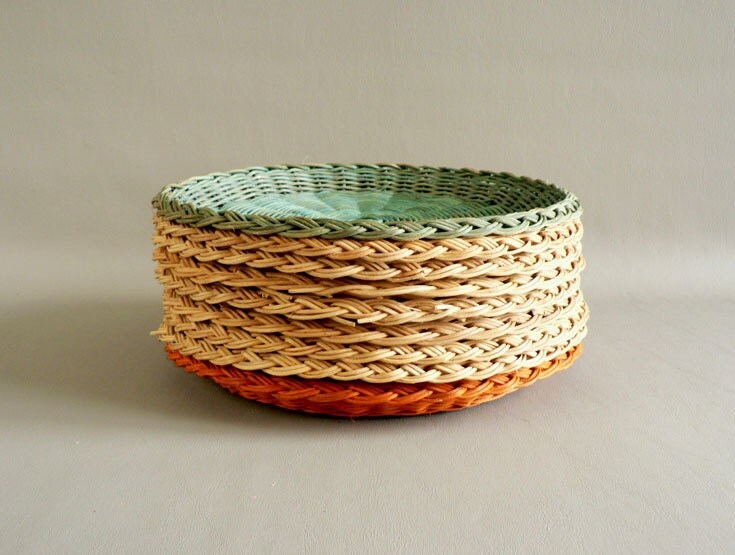 Wicker Paper Plate Holders Set of Nine Picnic Plate Holders