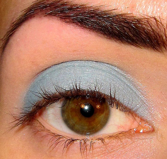 Ice Eyeshadow Mineral makeup Soft light blue with a hint of