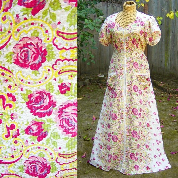 beautiful cotton house dress with pockets size medium or large