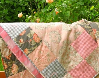 Bedding Home / Patchwork Quilt Cotton & Light Wool / Pink Gray Floral Gingham Quilts