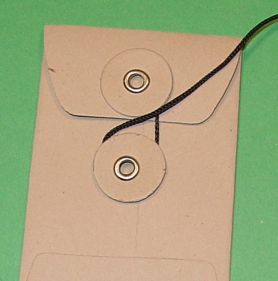 10 small heavy kraft envelopes with grommet and string closure