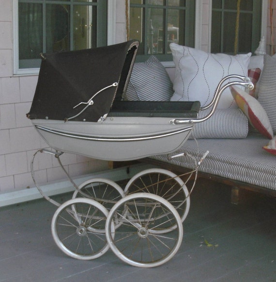 1960s silver cross dolls pram