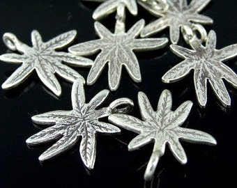 5KH-018 karen hill tribe silver 5 seven serration leaf charm