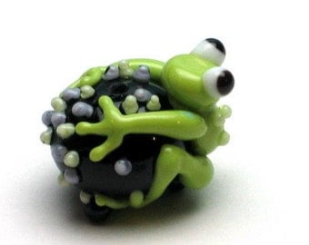 Made to order Margo lampwork beads halloween frog