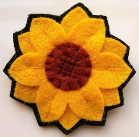 Sunflower felt flower brooch