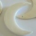 8 Big Moon Large Bead Mother of Pearl Pendant Ivory 1