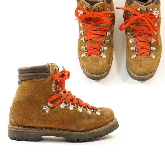 70s Garmisch Suede Lace Up Hiking Boots with Red Laces