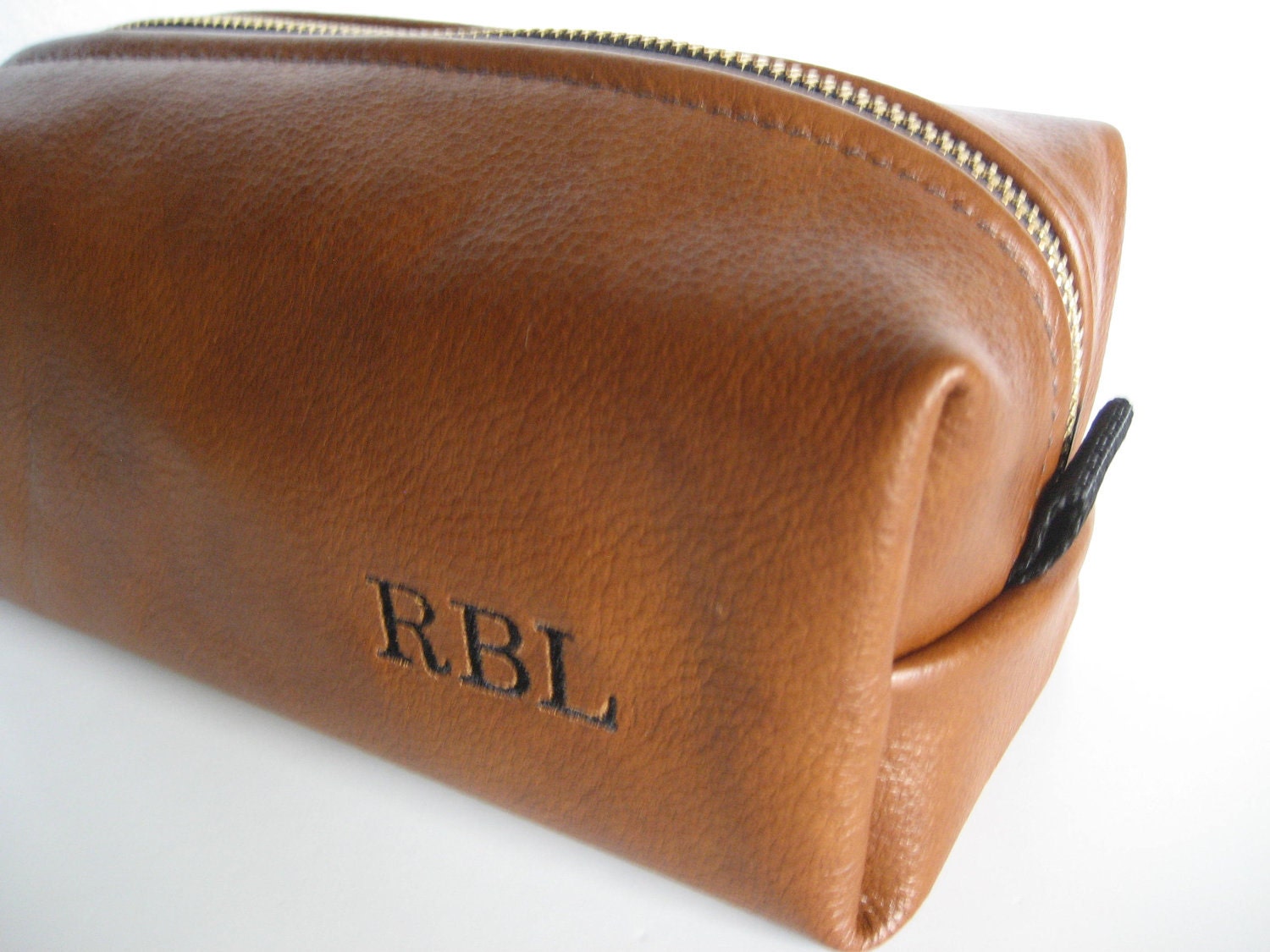 men-s-leather-toiletry-bag-personalized-keweenaw-bay-indian-community