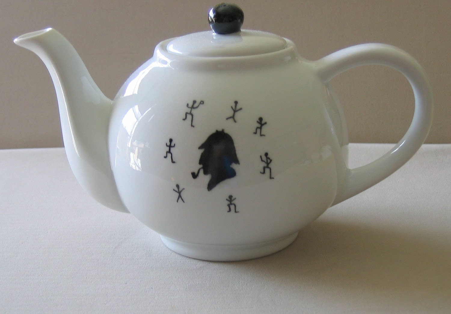 Sherlock Holmes Dancing Men Teapot