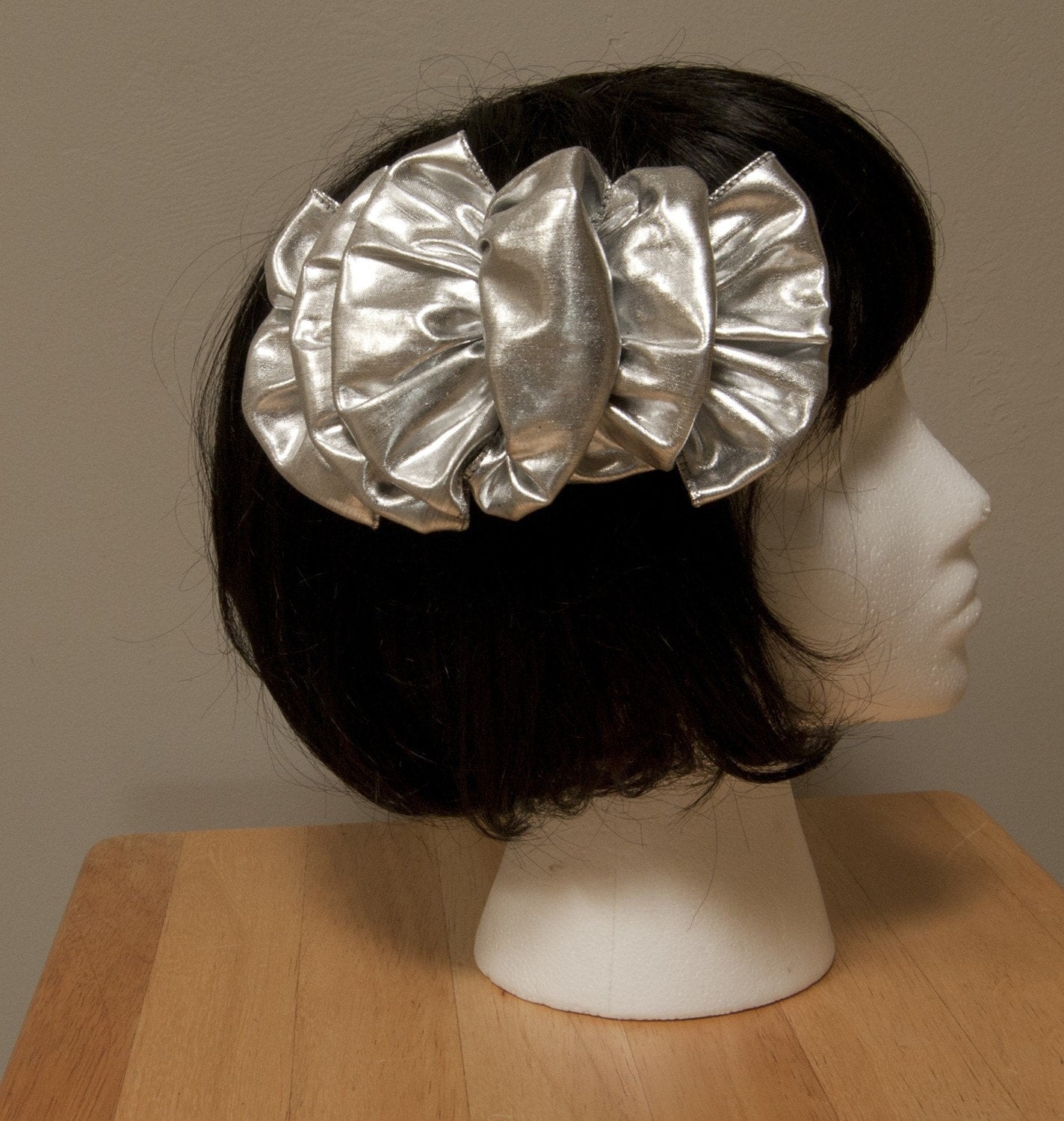 Vintage 80s Hair Bow Clip In Silver Glam vintage-80s-hair-bow-clip-in-silver-glam