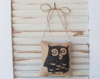 Owl - Burlap Feed Sack Pillow Door Hanger