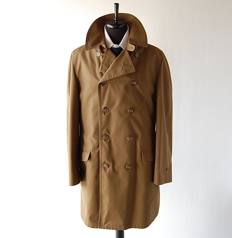 Classic Vintage Mens Trench Coat . Double Breasted . Golden