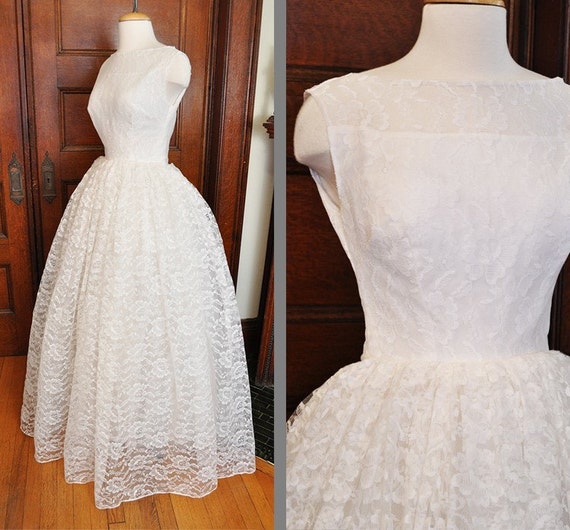 Gorgeous Pure White 1960's Lace Wedding Dress with by wanderlost