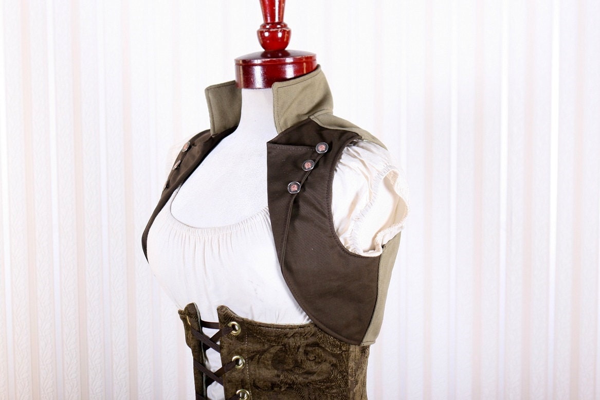 Military Green Cropped Vest Size Medium by damselinthisdress