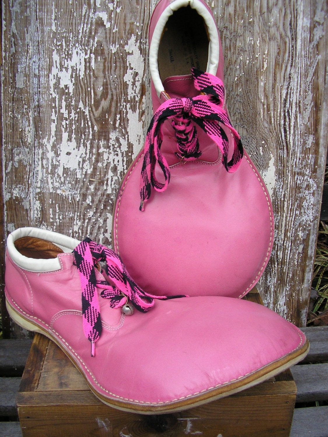 Vintage Clown Shoes Leather Size 9 Hot Pink Excellent