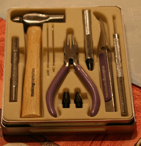 Making Memories Eyelet Setter and Tools Kit Free Shipping