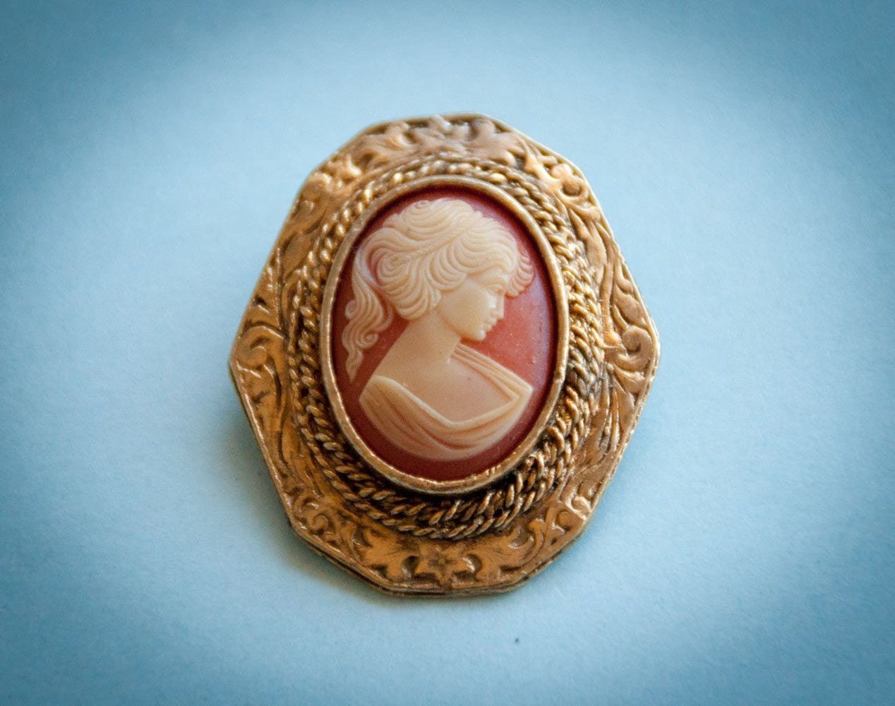 Vintage Peri Cameo Pendant and Brooch