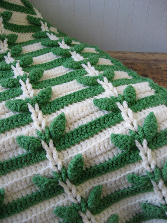 Vintage crochet leaf leaves throw blanket by daisychestnut on Etsy