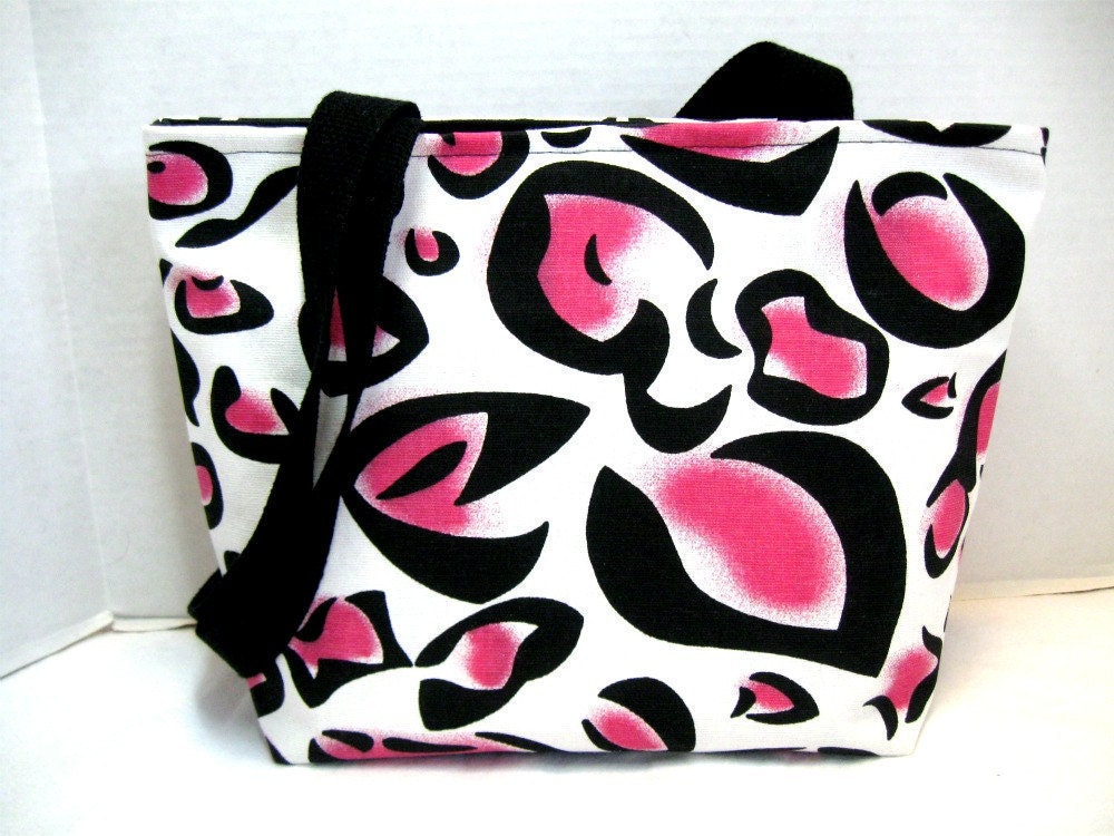 pink cheetah purse