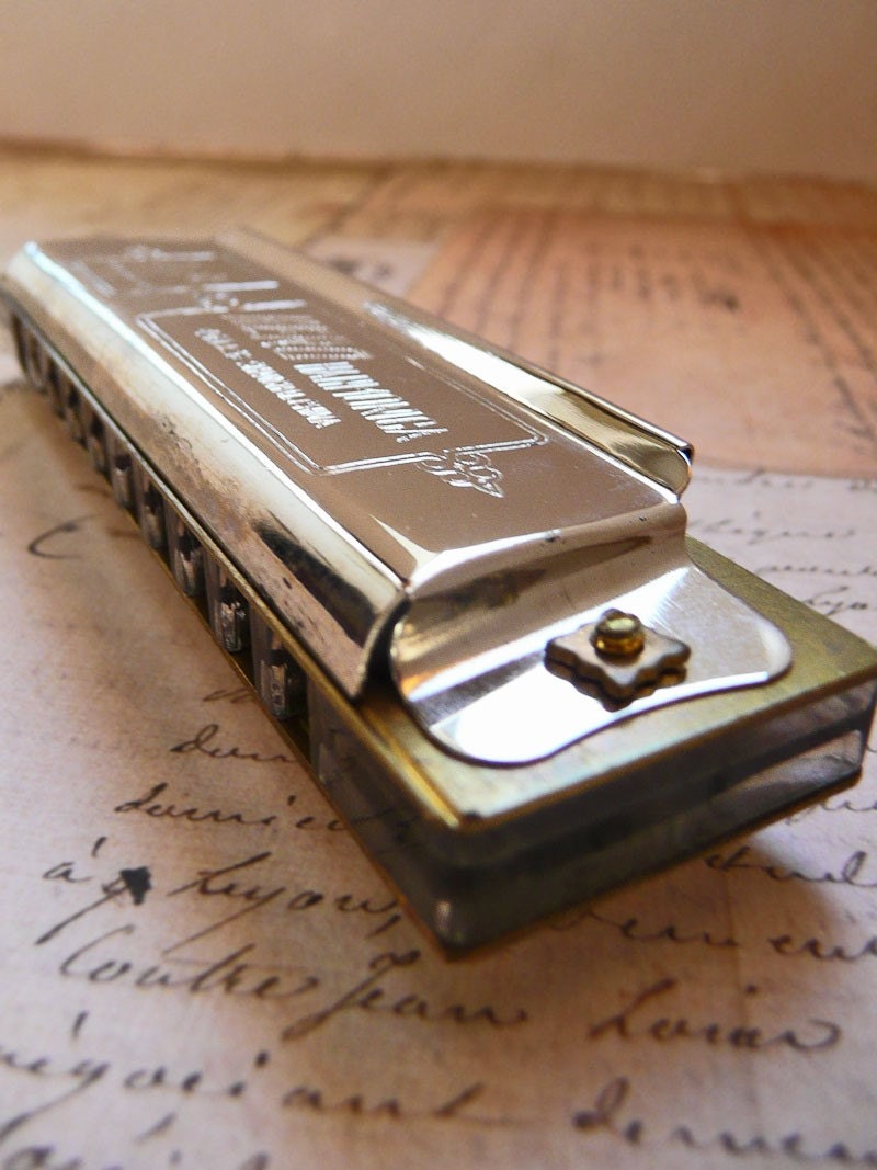 Vintage Hero Harmonica