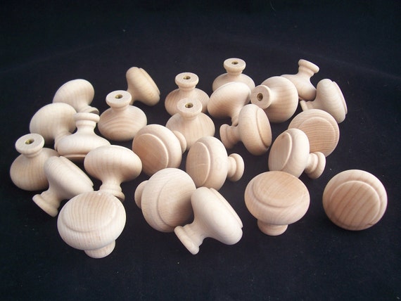 Set of 24 Unfinished Maple Wood Cabinet Knobs Pulls 1