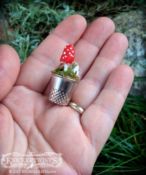 Tiny Thimble Garden