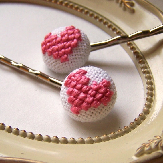 Follow Your Heart Cross Stitched Bobby Pin Set in Pink