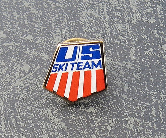 Vintage US Ski Team pin by CreationsByDanielle on Etsy