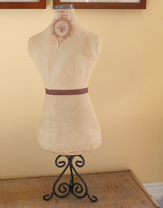 Vintage Style Dress Form Mannequin Display