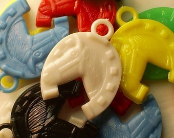 8 x Horseshoe Plastic Charms in Assorted Colors - new old stock