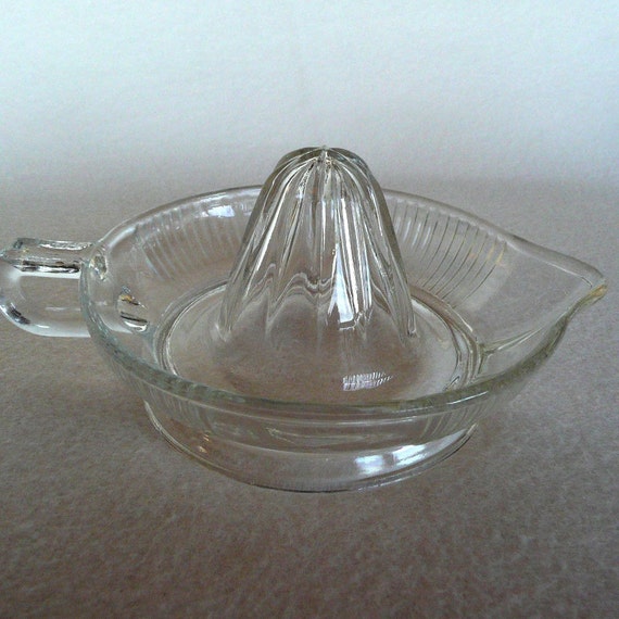 Vintage Glass Citrus Reamer Orange Juicer by SweetRiceVintage