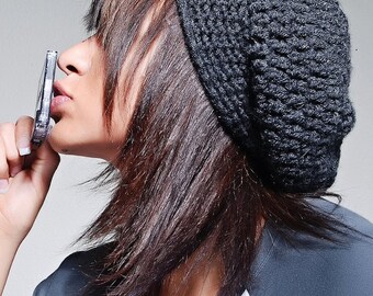 Slouchy Beanie in Charcoal Gray Heather