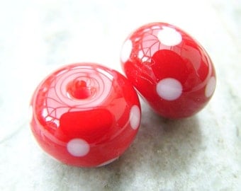 Lampwork Beads Light Red Polka Pair