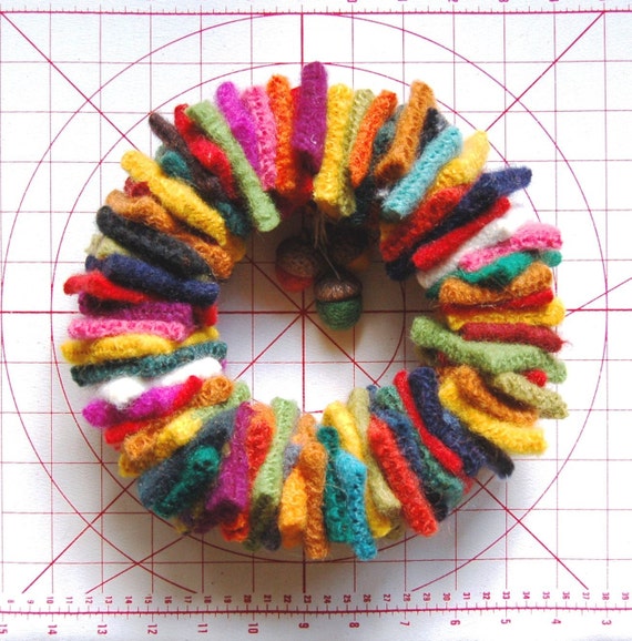 felted wool autumn wreath fall decor felted acorns