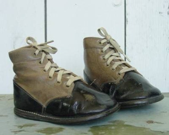 Items similar to Pair of Antique Vintage Baby Shoes ...