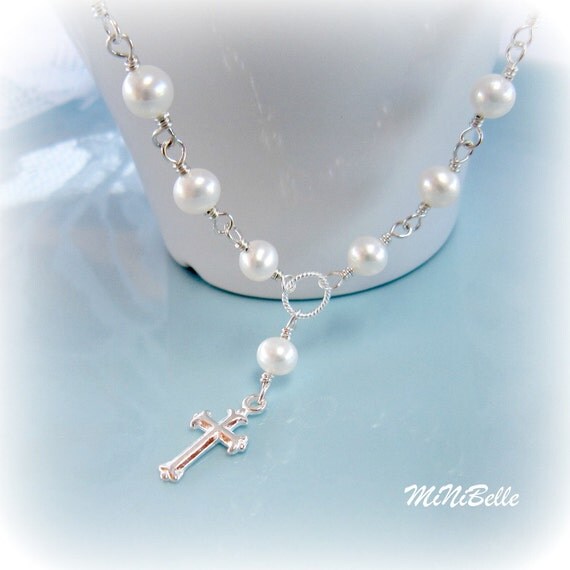 Cross Necklace. Pearl Cross Necklace. Religious by MiNiBelle